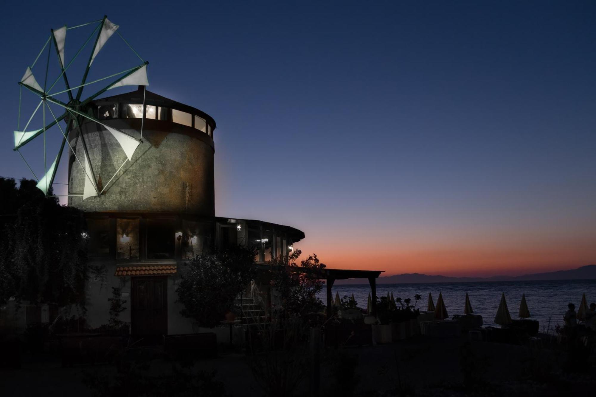 Windmill Renovated 2025 Villa Ялисос Екстериор снимка
